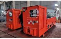 黑龍江12噸湘潭鋰電池電機(jī)車發(fā)往貴州